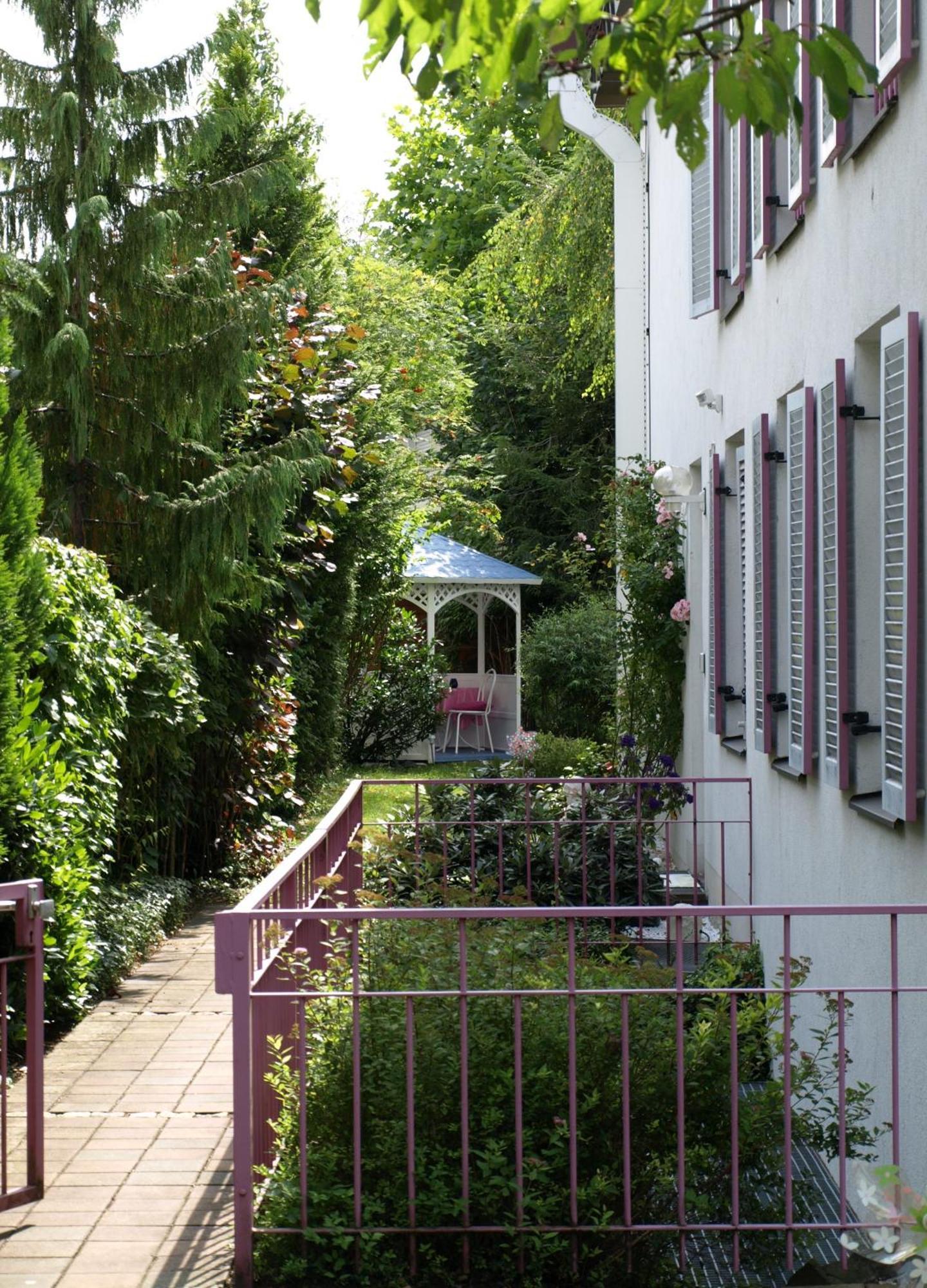 Villa Waldperlach By Blattl Munich Exterior photo
